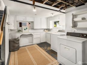 151 77th Street N, Seattle WA 98103