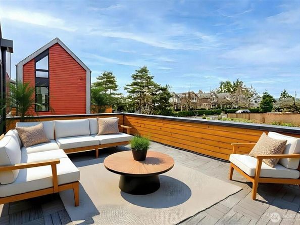 230 Canopy Path NW, Bainbridge Island WA 98110