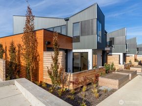 230 Canopy Path NW, Bainbridge Island WA 98110