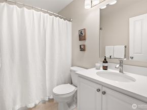 14007 69TH Drive SE B2, Snohomish WA 98296