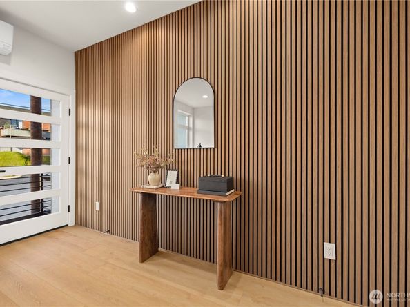 361 NW 76th Street, Seattle WA 98117