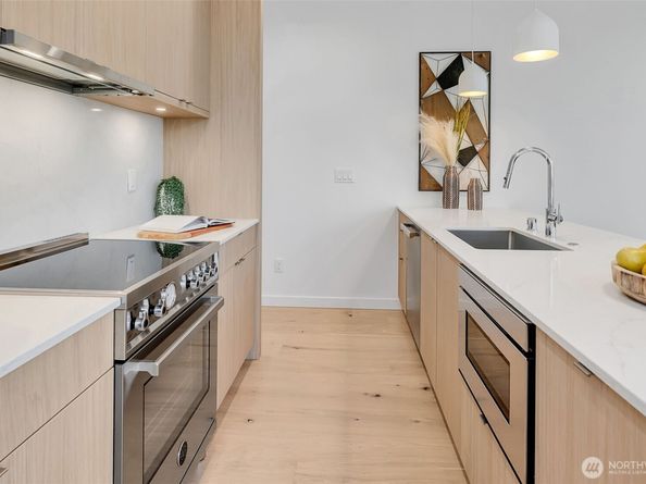 3612 B SW Othello, Seattle WA 98126