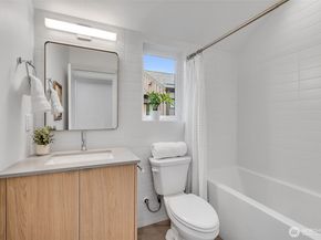 3612 B SW Othello, Seattle WA 98126