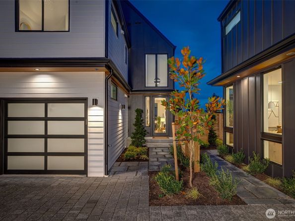 3612 B SW Othello, Seattle WA 98126