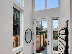 3612 B SW Othello, Seattle WA 98126