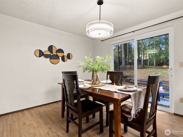 4600 NW 82nd Street, Silverdale WA 98383