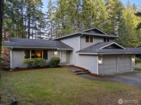 4600 NW 82nd Street, Silverdale WA 98383