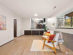 4600 NW 82nd Street, Silverdale WA 98383