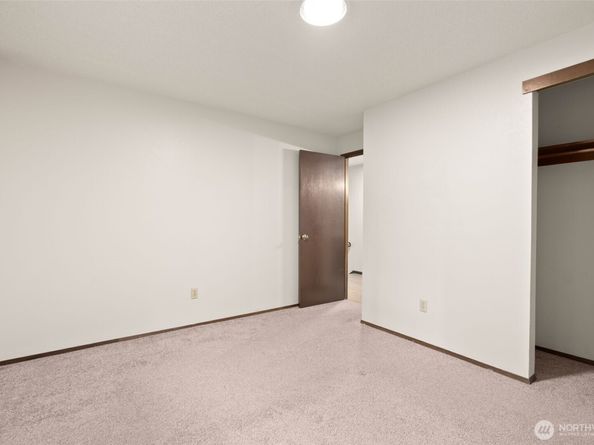 4600 NW 82nd Street, Silverdale WA 98383