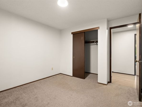 4600 NW 82nd Street, Silverdale WA 98383