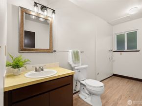 4600 NW 82nd Street, Silverdale WA 98383