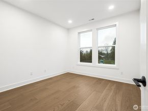 8501 137th Avenue SE, Newcastle WA 98059