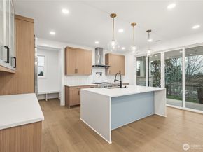 8501 137th Avenue SE, Newcastle WA 98059