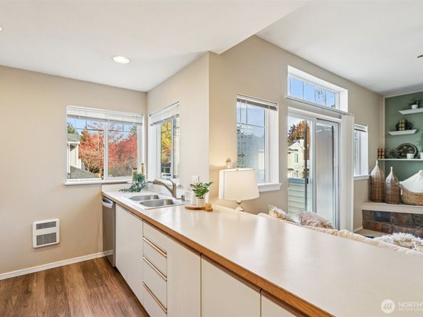 23331 59th Place S 164, Kent WA 98032