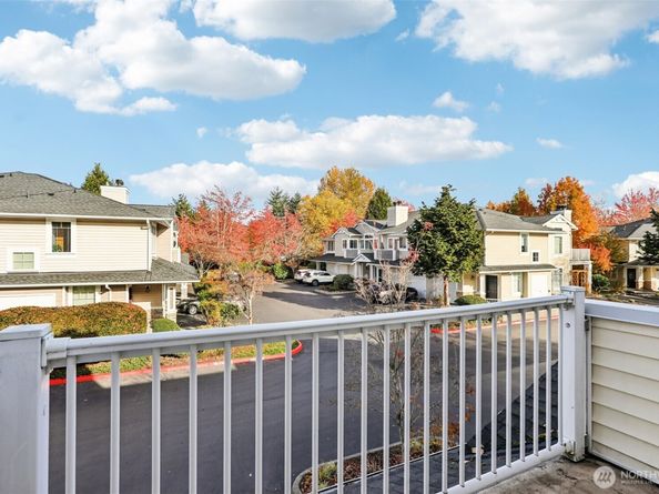 23331 59th Place S 164, Kent WA 98032