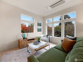 1416 N 47th Street B, Seattle WA 98103