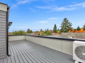 1416 N 47th Street B, Seattle WA 98103