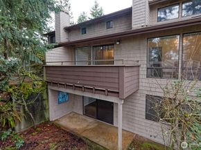 15120 Sunwood Boulevard OO11, Seattle WA 98188