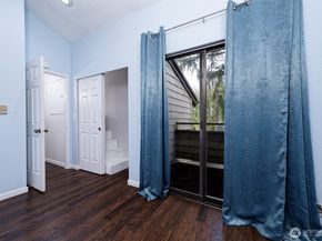 15120 Sunwood Boulevard OO11, Seattle WA 98188