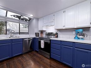 15120 Sunwood Boulevard OO11, Seattle WA 98188