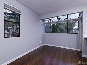 15120 Sunwood Boulevard OO11, Seattle WA 98188