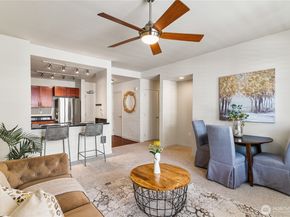 15100 6th Avenue SW 420, Burien WA 98166