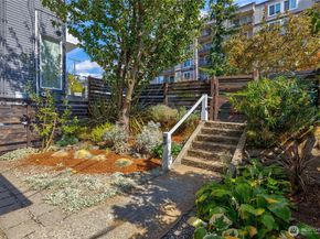 2247 14th Avenue W, Seattle WA 98119