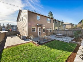 7648 NE 195th Street, Kenmore WA 98028
