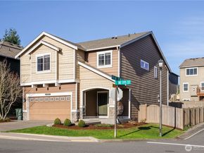 7648 NE 195th Street, Kenmore WA 98028