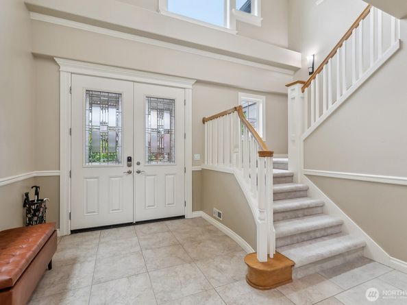 721 Lingering Pine Drive NW, Issaquah WA 98027