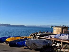 10203 47th Avenue SW C5, Seattle WA 98146