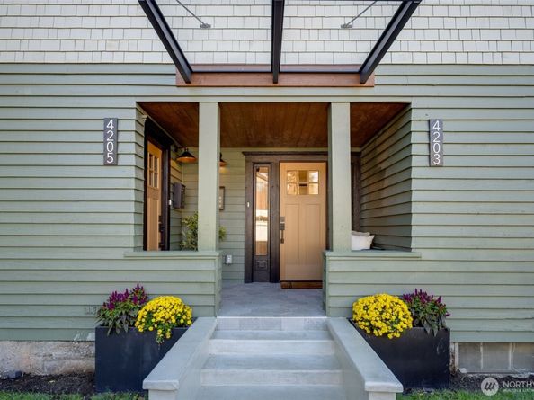 4205 5th Avenue NW, Seattle WA 98107