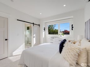 4205 5th Avenue NW, Seattle WA 98107