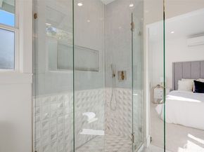 4205 5th Avenue NW, Seattle WA 98107