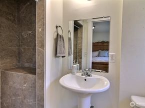 6024 S 127th Place, Seattle WA 98178