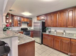 6024 S 127th Place, Seattle WA 98178