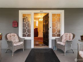 1021 34th Avenue E, Seattle WA 98112