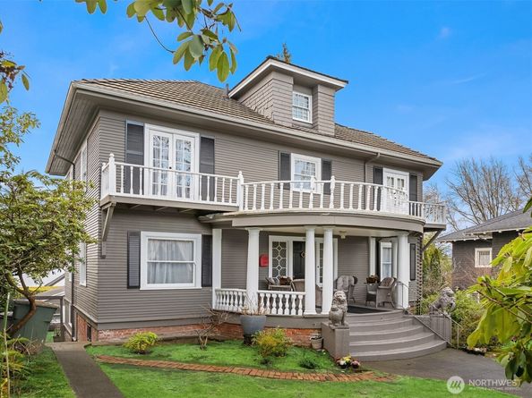 1021 34th Avenue E, Seattle WA 98112