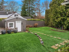 1021 34th Avenue E, Seattle WA 98112