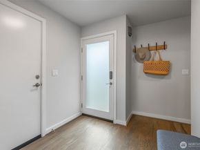 2007 NW 63rd Street B, Seattle WA 98107