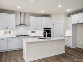 2034 NE Norseman Way, Poulsbo WA 98370