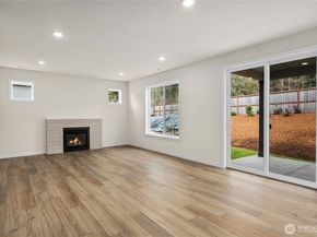 2034 NE Norseman Way, Poulsbo WA 98370