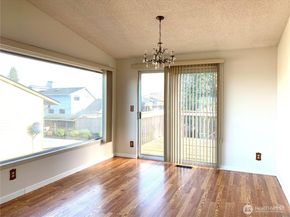 29818 4th Avenue SW, Federal Way WA 98023