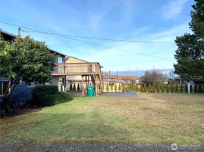 29818 4th Avenue SW, Federal Way WA 98023
