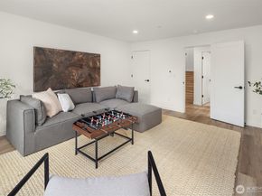 333 NW 47th Street B, Seattle WA 98107