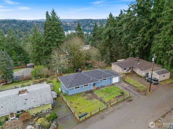 1530 Crestview Drive, Bremerton WA 98312