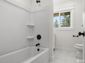 1530 Crestview Drive, Bremerton WA 98312