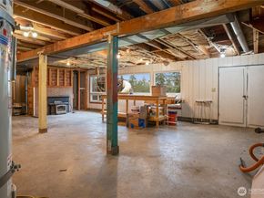 1530 Crestview Drive, Bremerton WA 98312