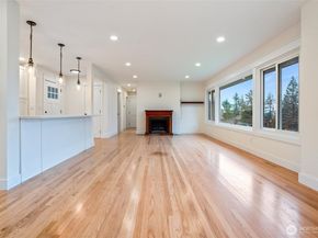 1530 Crestview Drive, Bremerton WA 98312