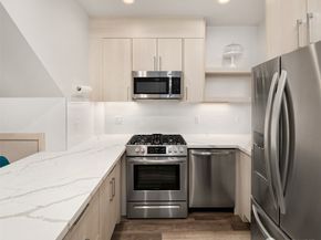 5616 California Street SW C, Seattle WA 98136